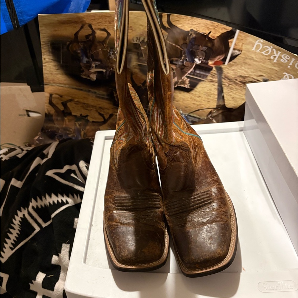 Ariat Brown and Tan Western Boots